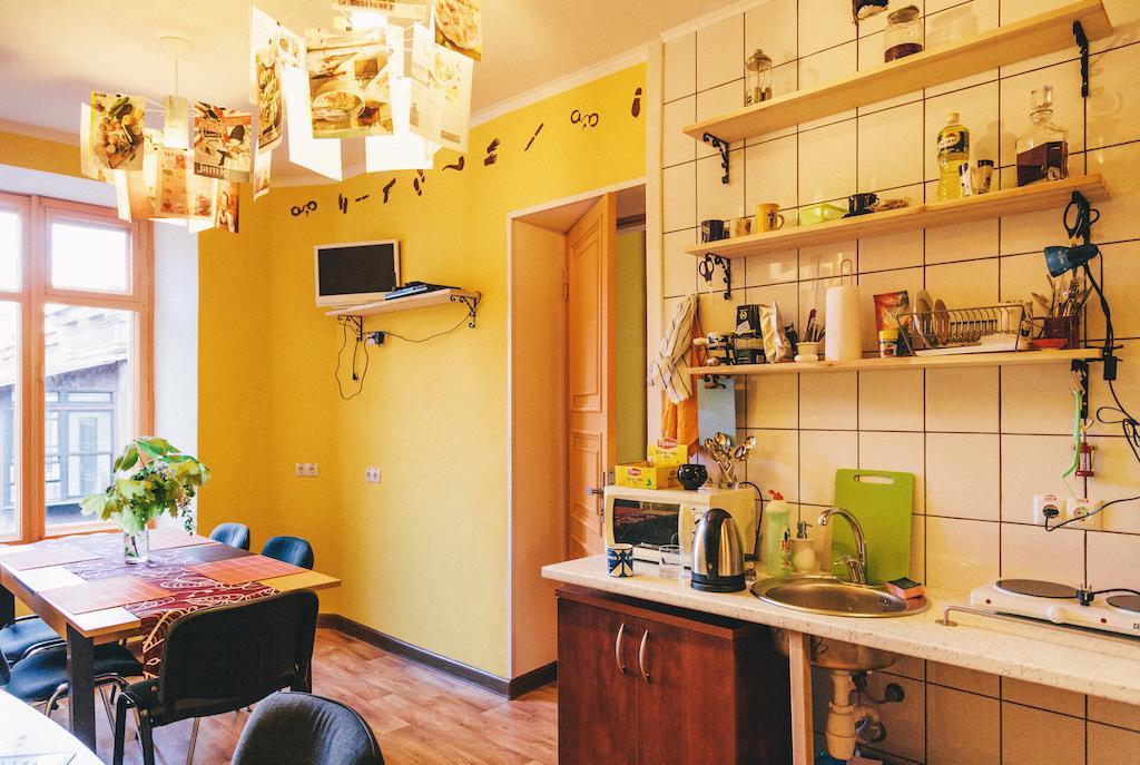 Elementary Hostel Odessa Eksteriør billede
